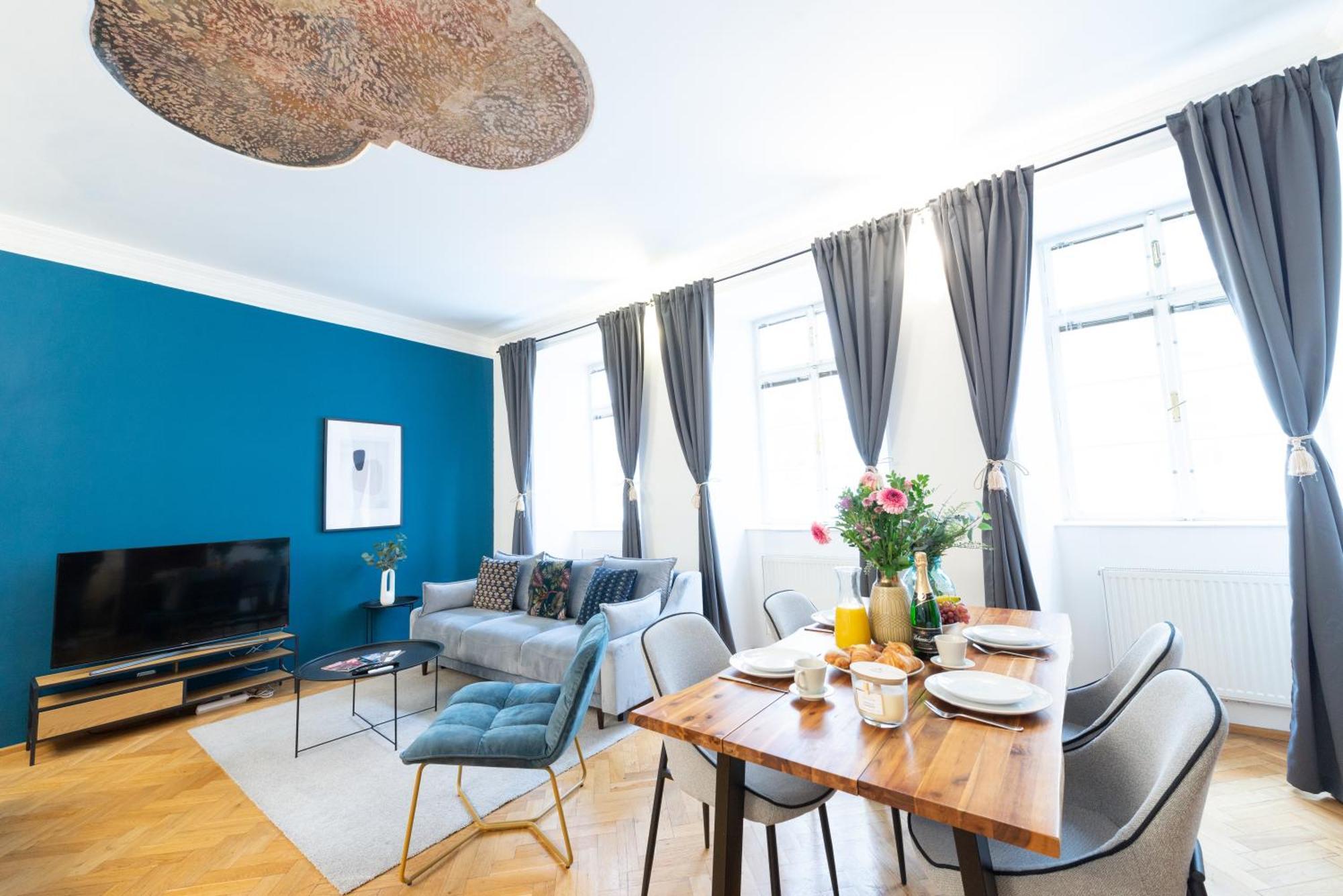 Best Price & Location - Historic Square Residency Прага Екстериор снимка